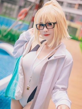 Pyon全部COS照片作品全套合集 [35套/10GB] 完整打包下载