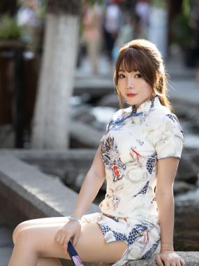 魔镜街拍芝芝系列 | 小城谣青花瓷旗袍 | 275P1V作品集